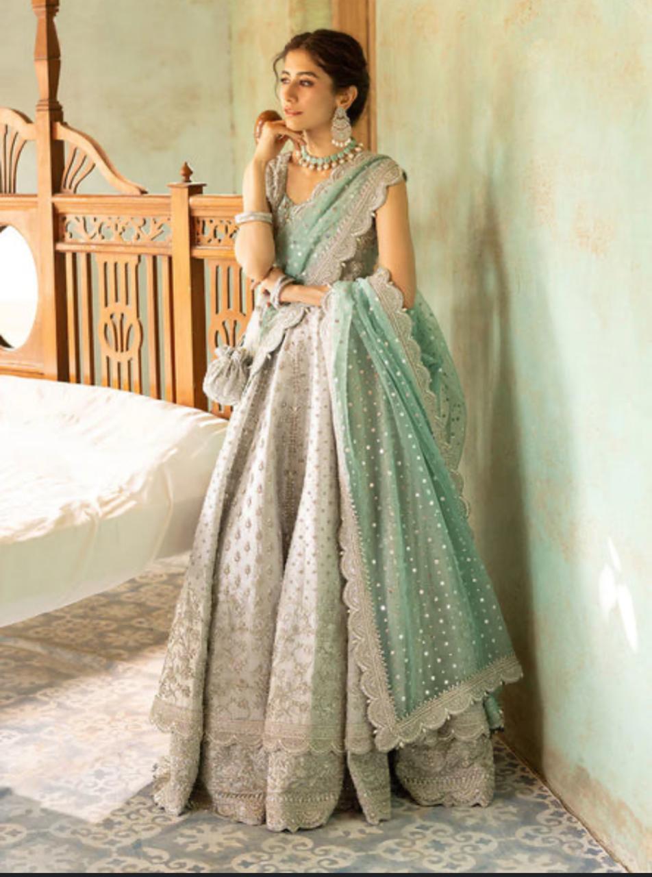 Luxury Classic Pakistani Bridal Dress – Heavily Embellished with Zardozi, Pearls & Crystals