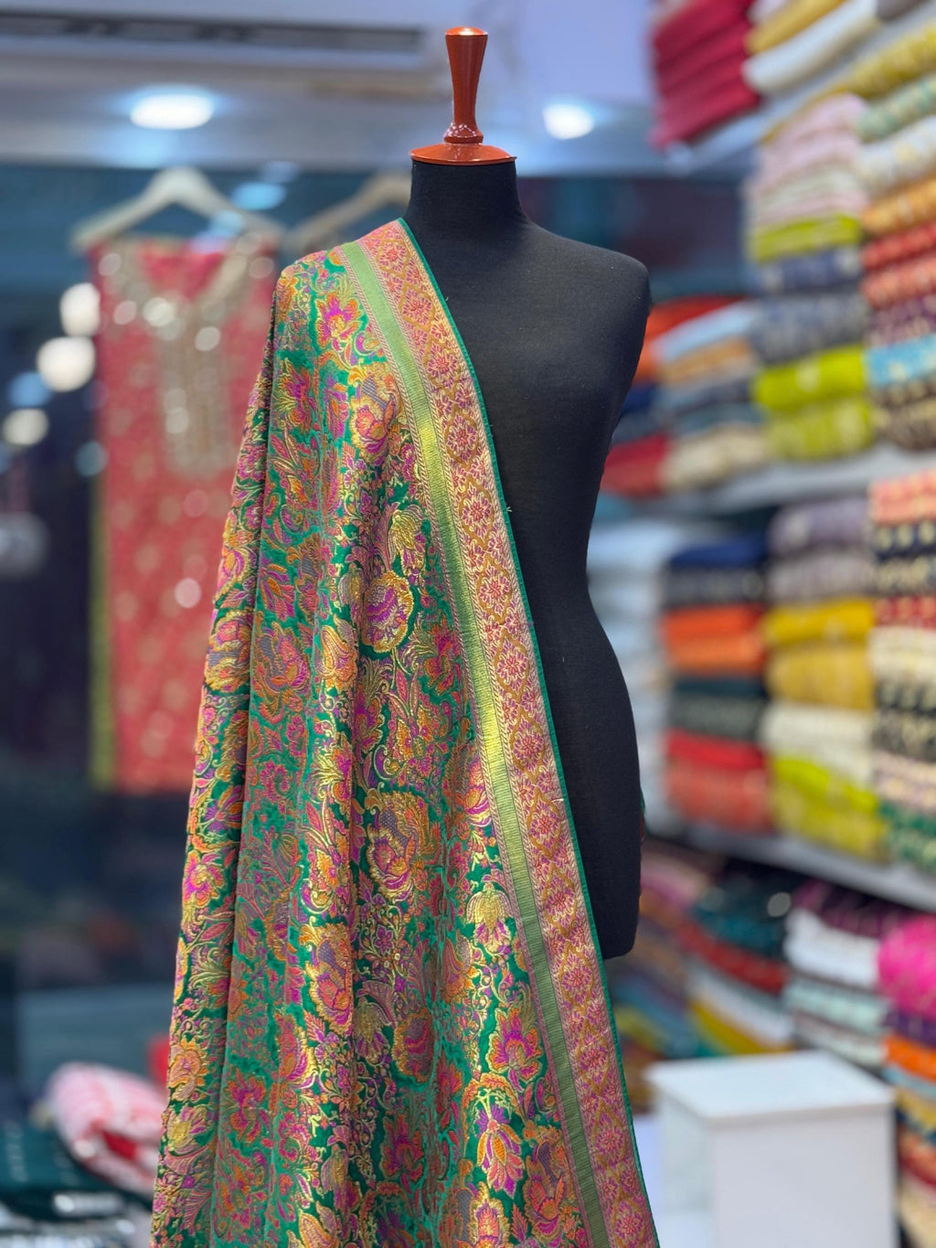 PURE Handloom Kimkhwab Banarsi bridal-party wear Shawl – A Regal Masterpiece
