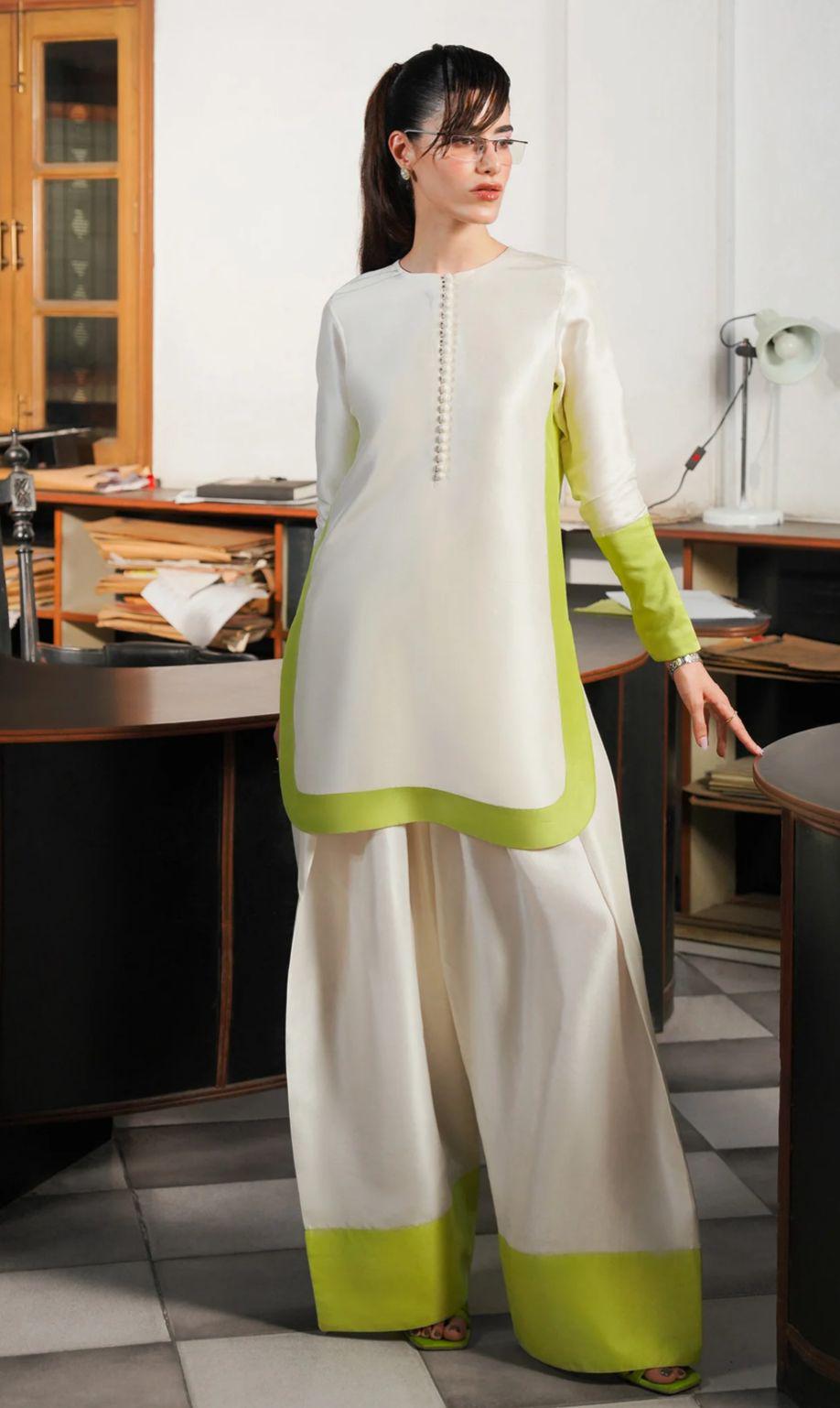 Elegant Silk Farshi Suit: Pakistani 3-Piece Outfit luxury designer collection,made to order