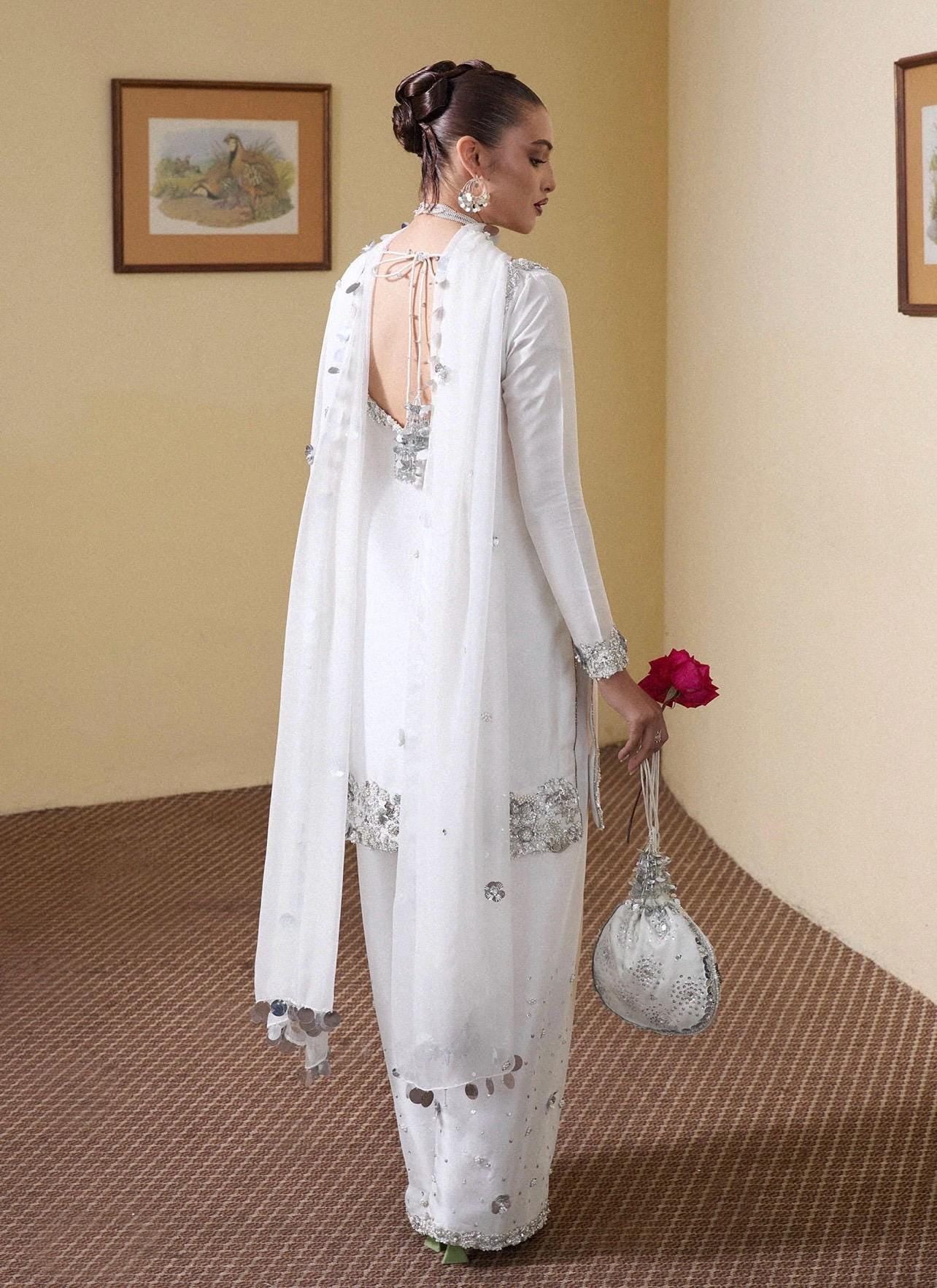 White Zardozi Silk Set with Dupatta & Pouch – Festive Luxury Pakistani 4piece farshi shalwar set