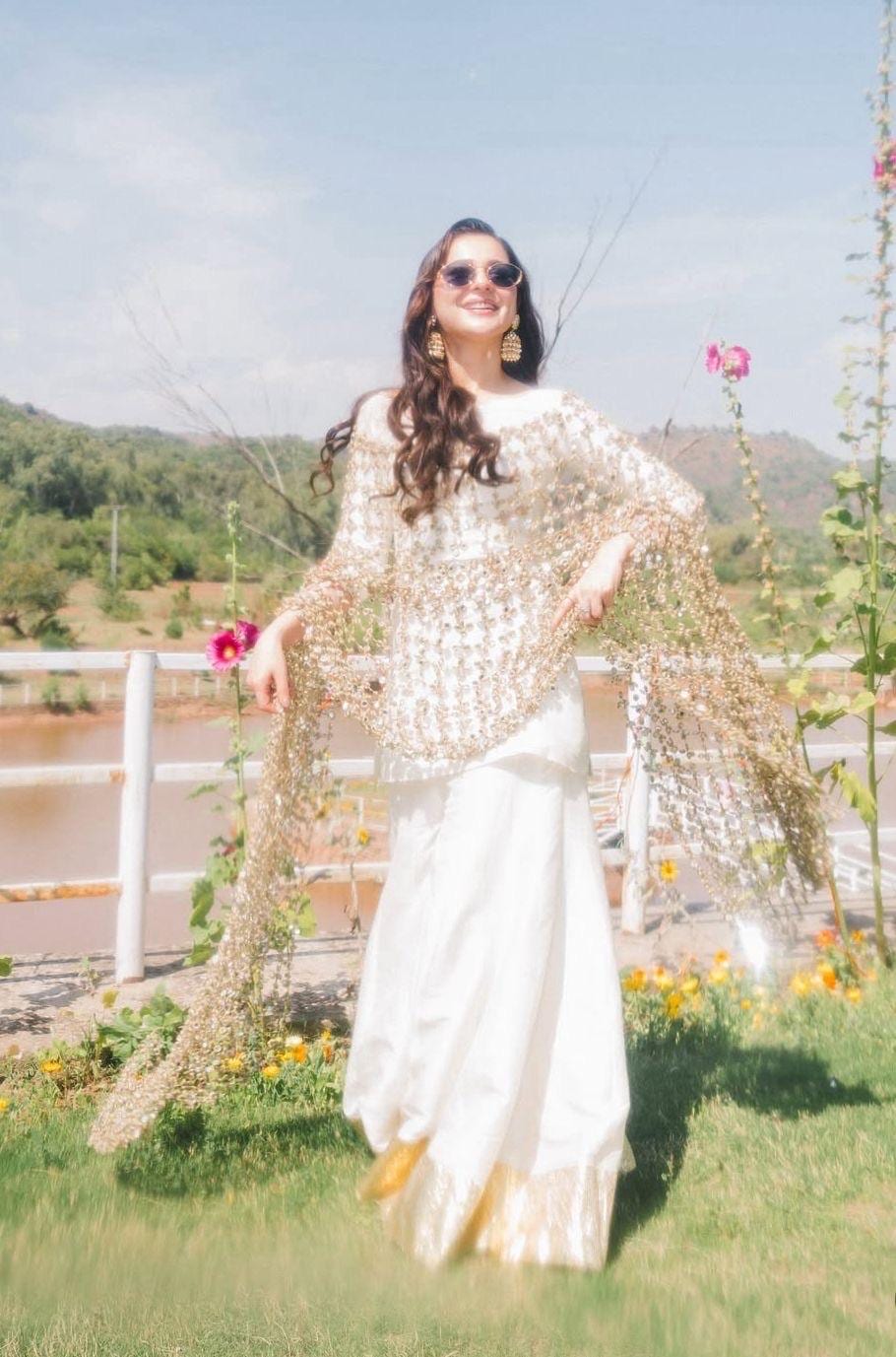 Foil Mirror Dupatta Indian Design,Pakistani Style Wedding Wear,designer unique piece,looks classy diffrent from other,bride entrance dupatta
