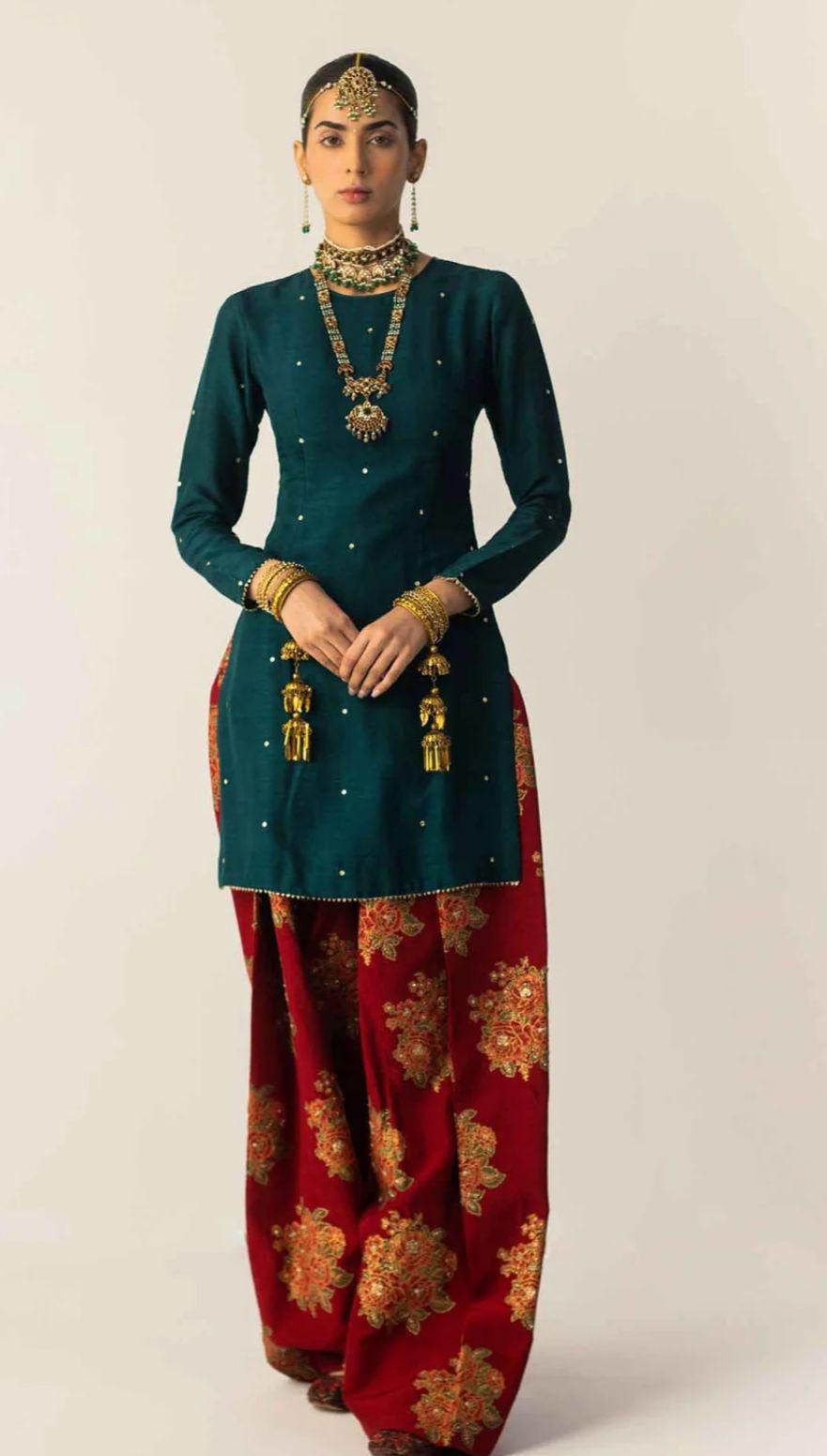 Pakistani Luxury 3-Piece Formal Wear | celebrity Inspired FARSHI Shalwar Set, stunning bloodred and emerald green classy eid n party wear