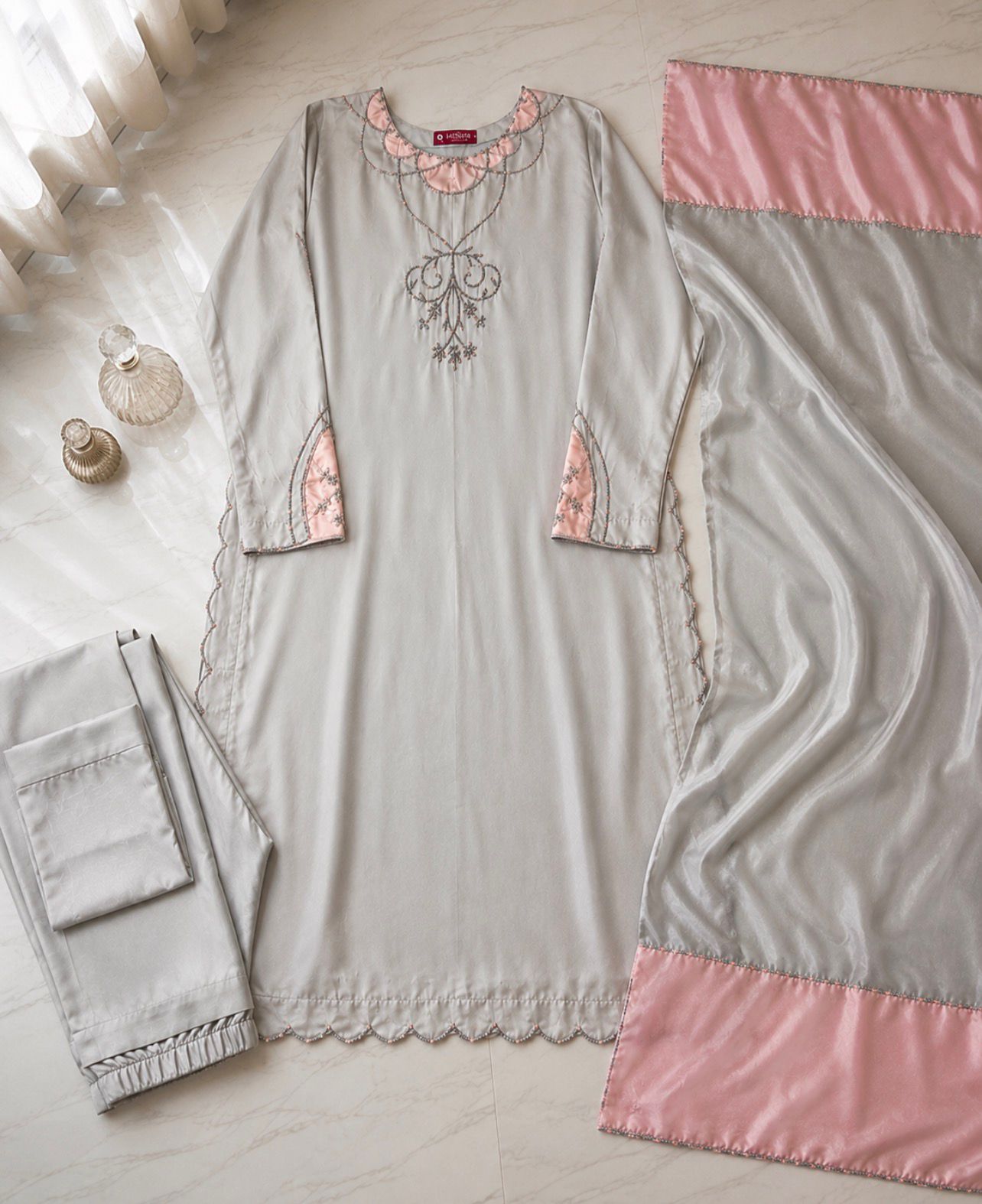 Raw Silk 3-Piece Suite – Ice Grey / Blush Pink