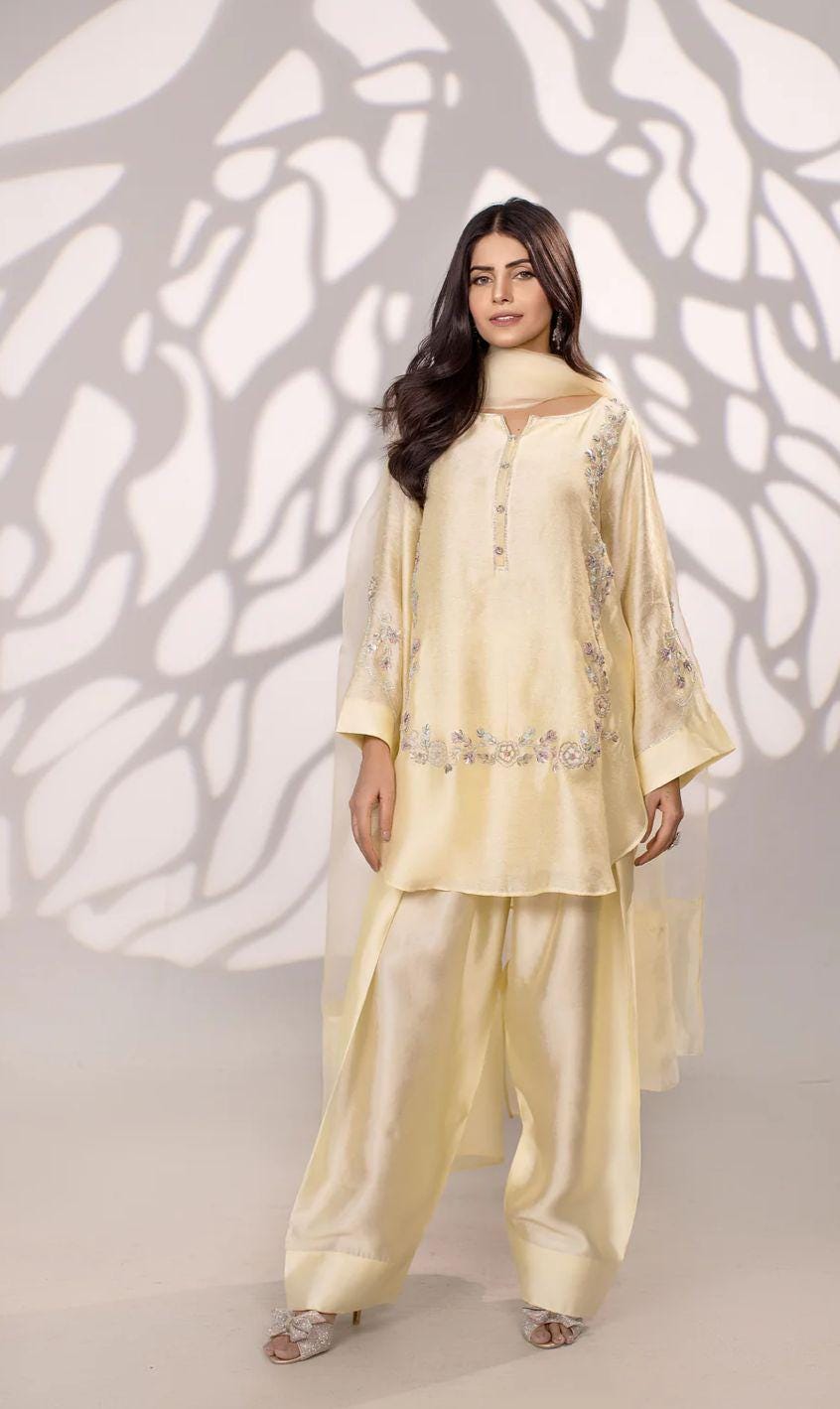 Lavender Shisha Silk Farshi Suit: 3-Piece Embroidered Pakistani Outfit for UK USA Germany Australia desi Asian attire muslims parties meetup