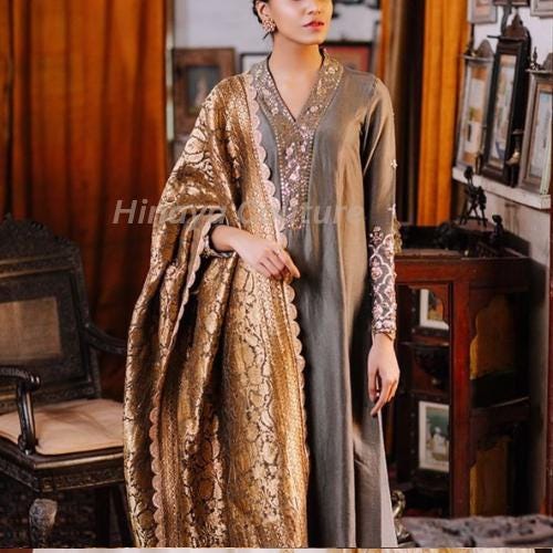 Luxury 3-Piece Pakistani Outfit in Premium Silk with Large Dupatta/Shawl, Elegant Lacing & Handwork – Perfect for Special indian Occasions