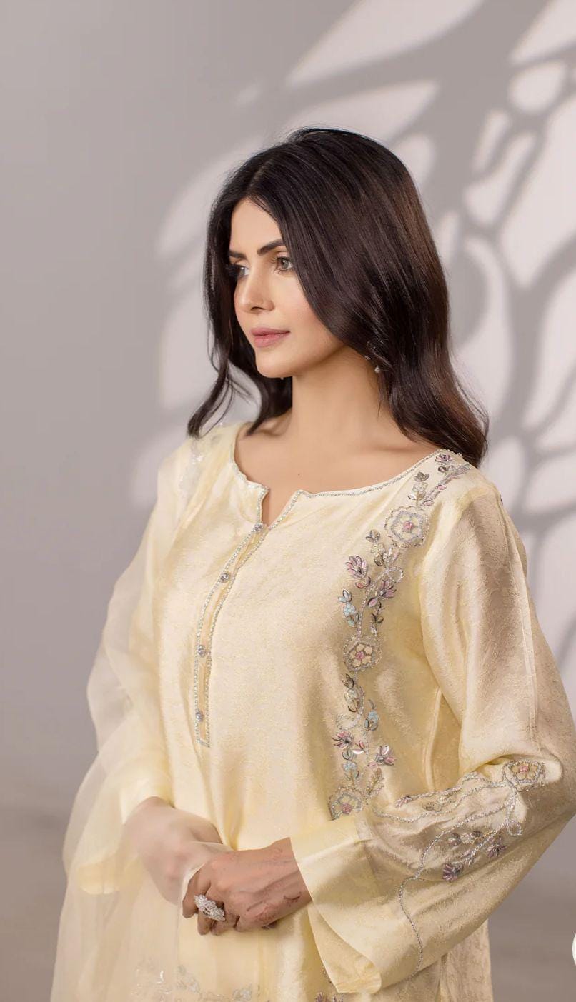 Lavender Shisha Silk Farshi Suit: 3-Piece Embroidered Pakistani Outfit for UK USA Germany Australia desi Asian attire muslims parties meetup