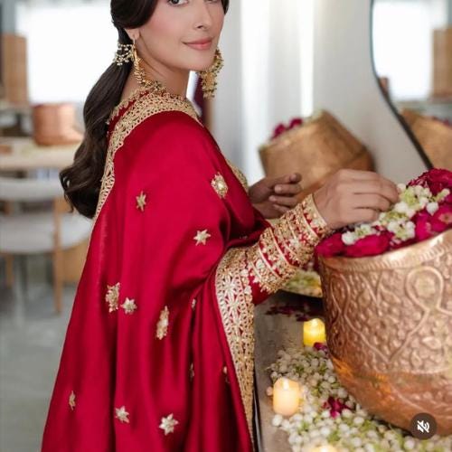 Pakistani 3Piece Outfit | Aiza Khan Viral/trending Dress | Shesha Silk Eid Wedding Party Wear | Blood Red short Shirt Dupatta Farshi shalwar