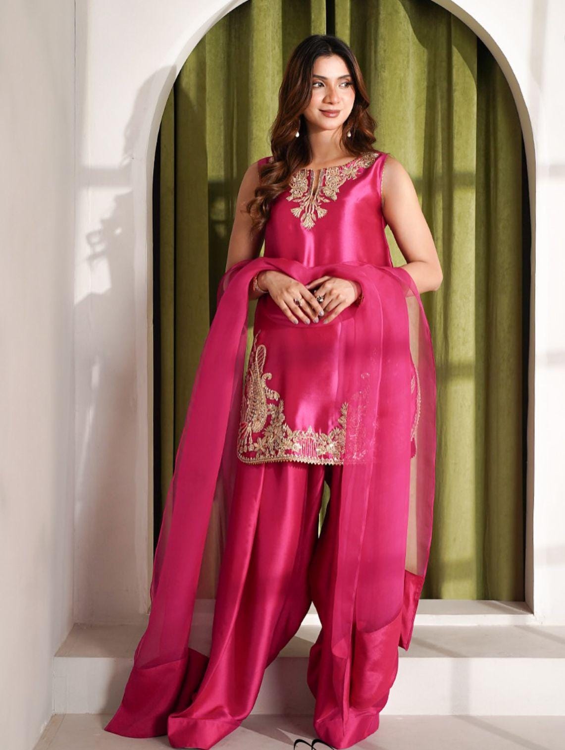 Fuchsia Pink Pakistani Farshi Shalwar Suit: Handcrafted Raw Silk, Gold Zardozi, indian desi punjabi attire,pure adda work