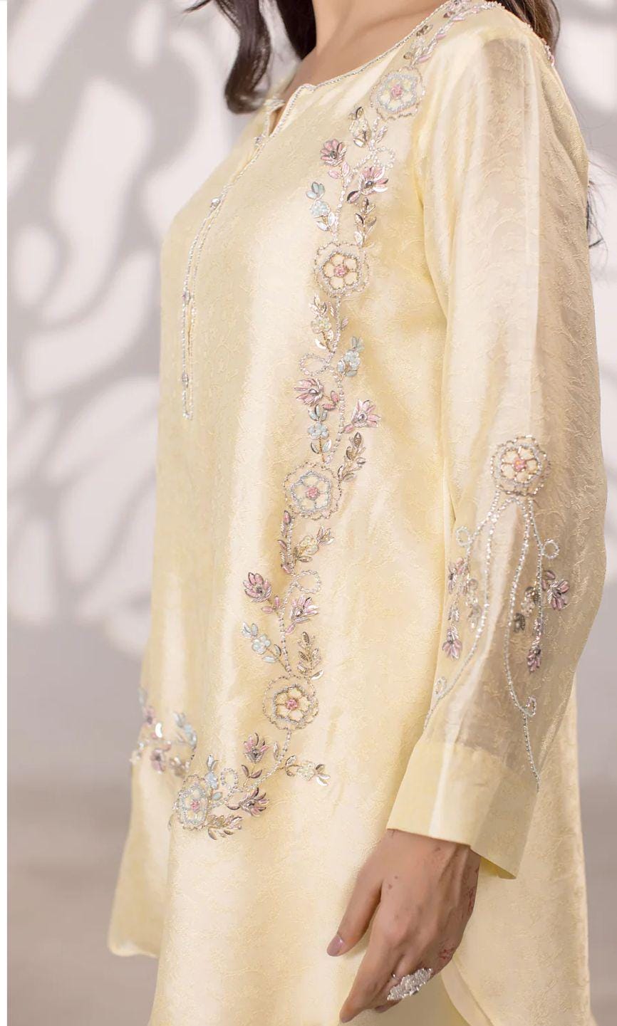 Lavender Shisha Silk Farshi Suit: 3-Piece Embroidered Pakistani Outfit for UK USA Germany Australia desi Asian attire muslims parties meetup