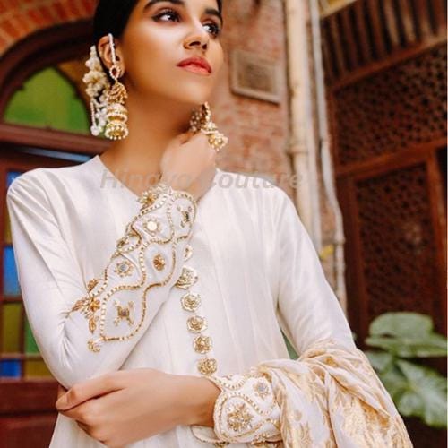 Luxury 3-Piece Pakistani Outfit in Premium Silk with Large Dupatta/Shawl, Elegant Lacing & Handwork – Perfect for Special indian Occasions